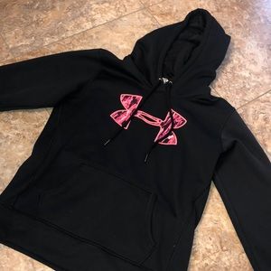 Woman’s Under Armour hoodie
